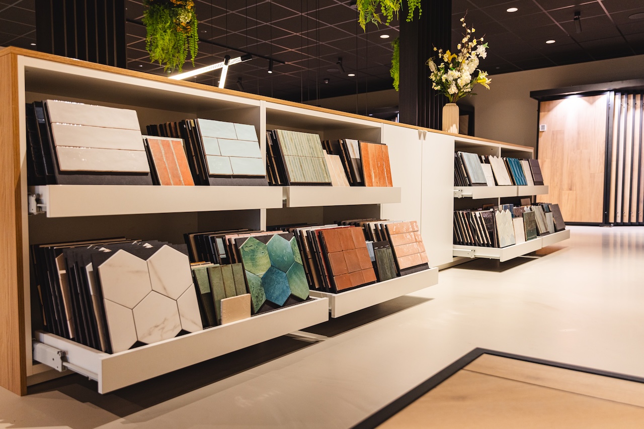 Wandtegels en mozaïek in de showroom