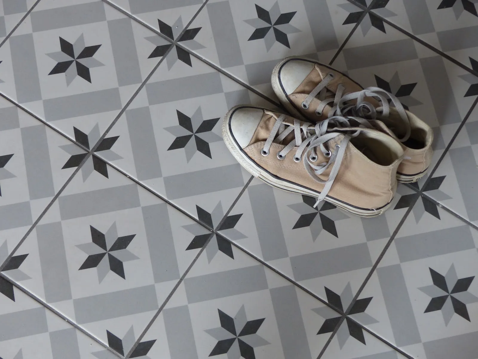 Vives 1900 20x20 Calvet Gris