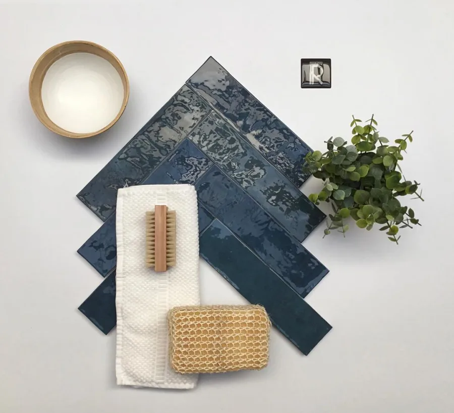 Revoir Paris Atelier Bleu Marine Glossy 6,2x25