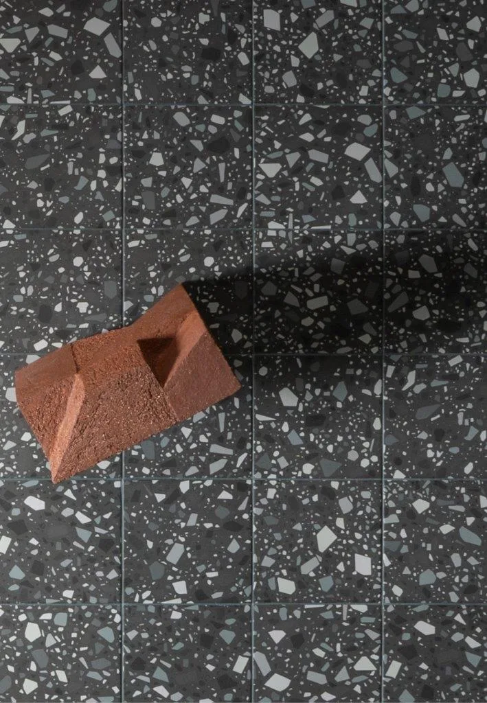 Quintessenza Confetti Nero Petrolio 18,6x18,6