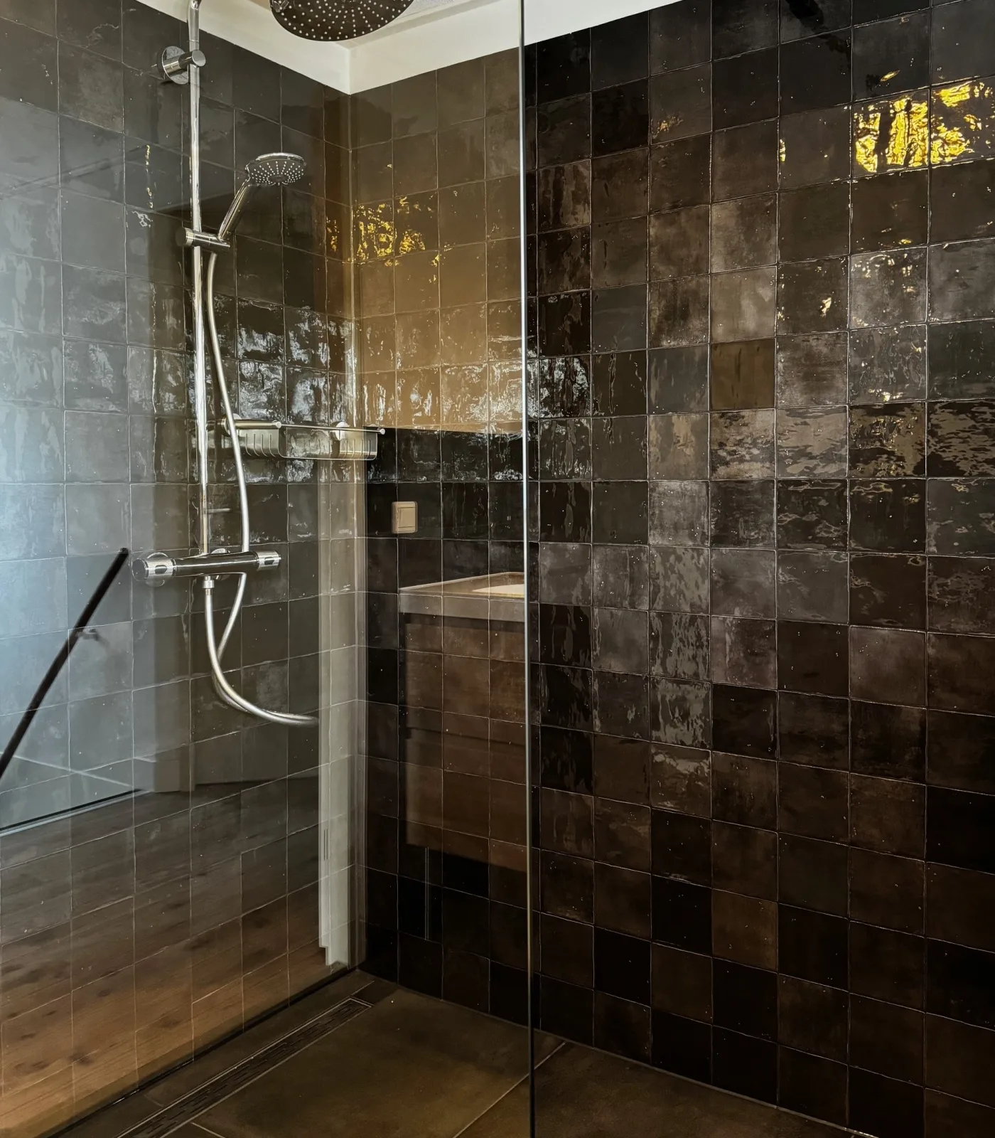 Carmen Souk Black 13x13