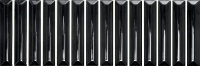 Zwart