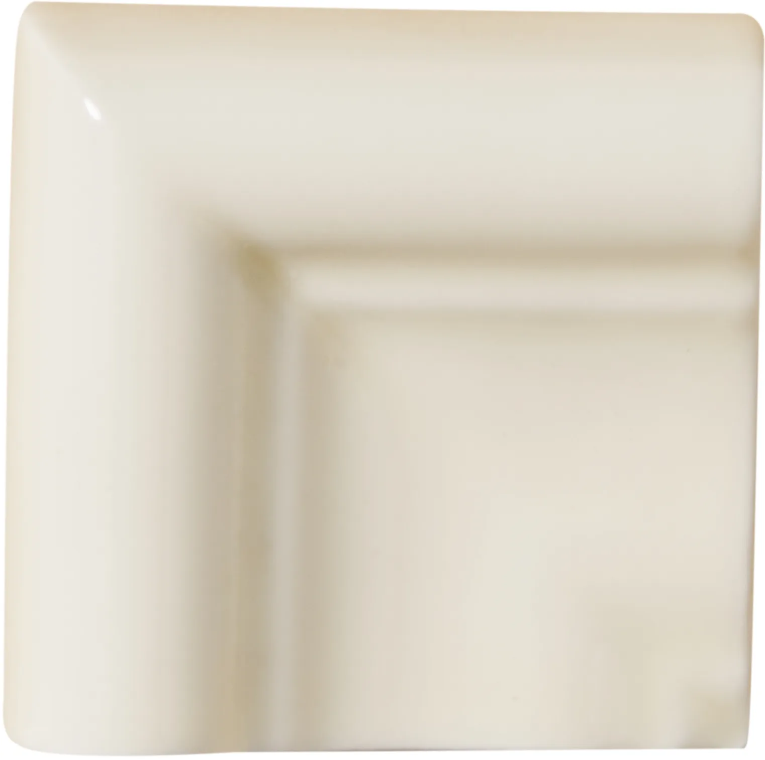 Adex Studio Angulo Marco Cornisa Almond 7,5x7,5